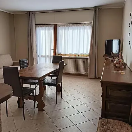 Le Petit Reve Апартаменты Аоста
